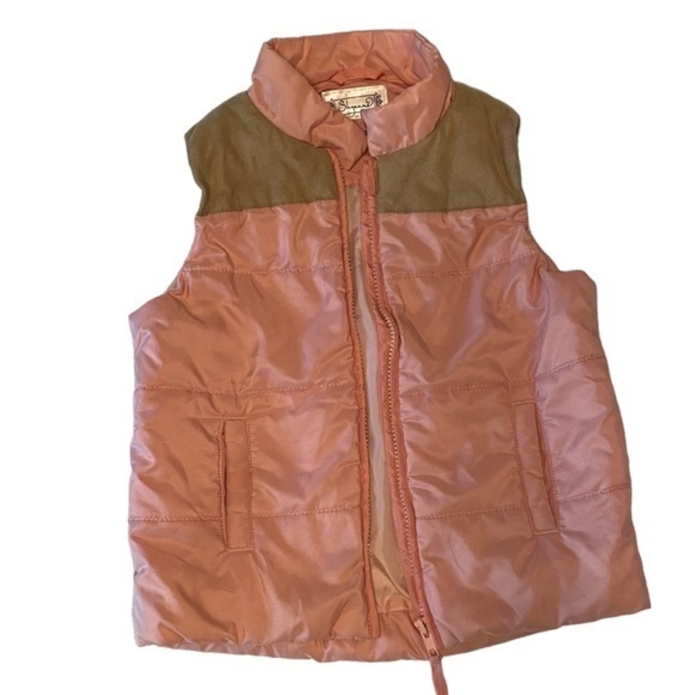 Shyanne girls puffer vest. Coral pink and faux brown suede. Size medium
